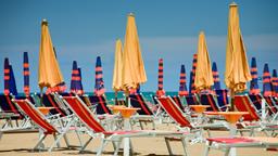 Alba Adriatica hotel directory