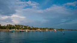 Hotels near Maamigili Airport