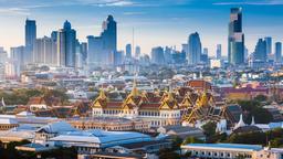 Bangkok hotels near Loha Prasat Temple