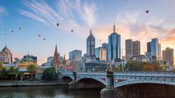 Melbourne hotels near Her Majesty's Theatre