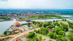 Hotels near Blimbingsari airport