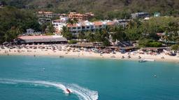 Hotels near Huatulco airport