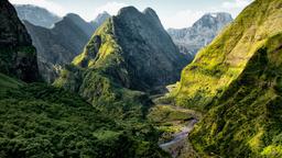 Find cheap flights from Cape Town to Réunion