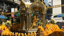 Bangkok hotels near Thao Maha Phrom Shrine