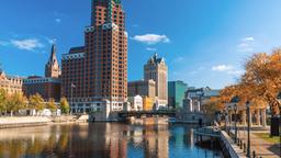 Hotels near Milwaukee-Mitchell Airport