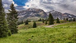 Find cheap flights to Colorado