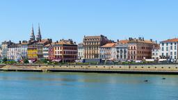 Mâcon car hire