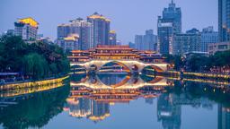 Chengdu hotels near Yong Ling