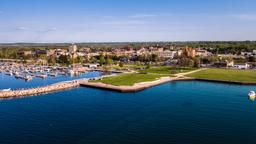 Traverse City car hire