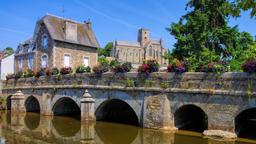 Lamballe hotel directory