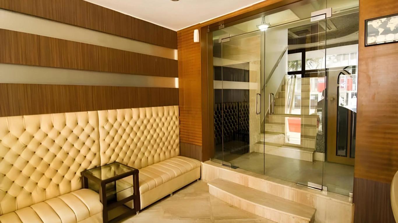 Fabhotel Gulshan International