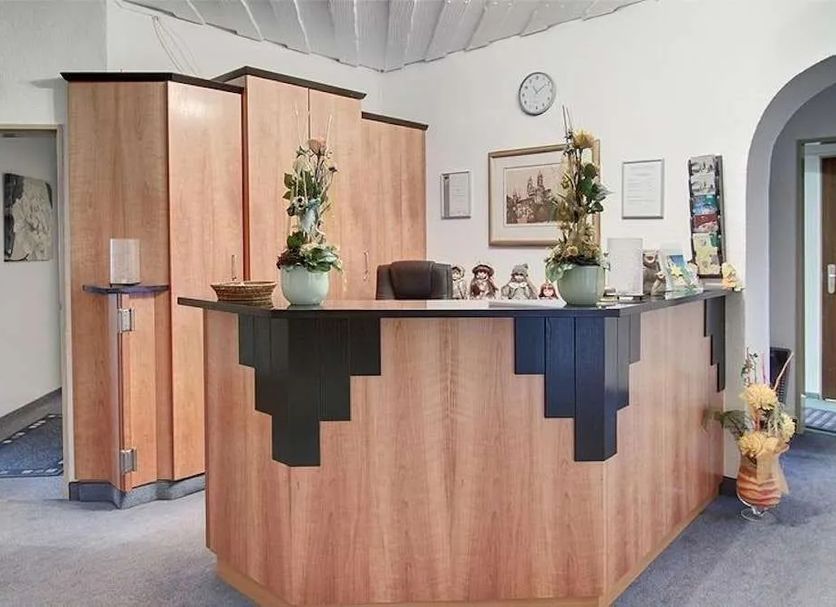 Front desk Photo