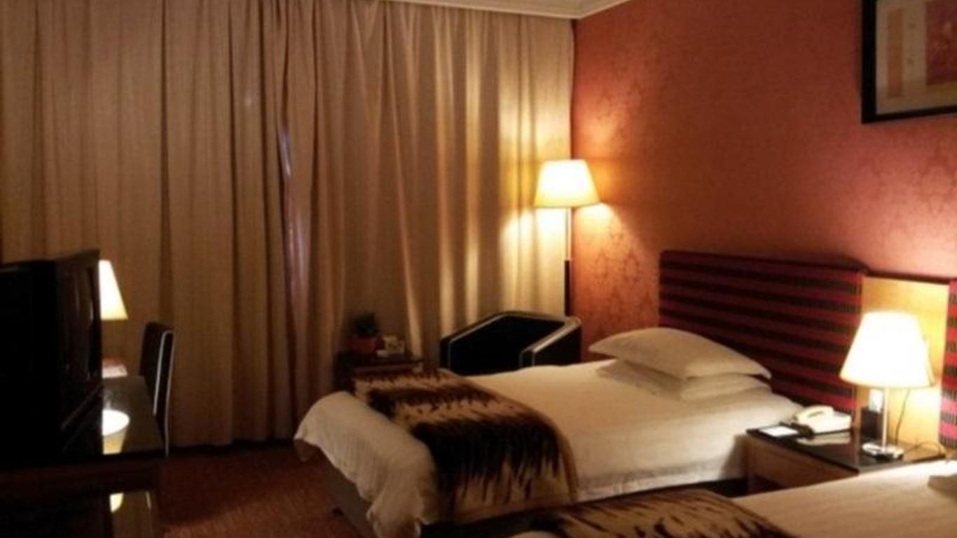Red Sun Hotel