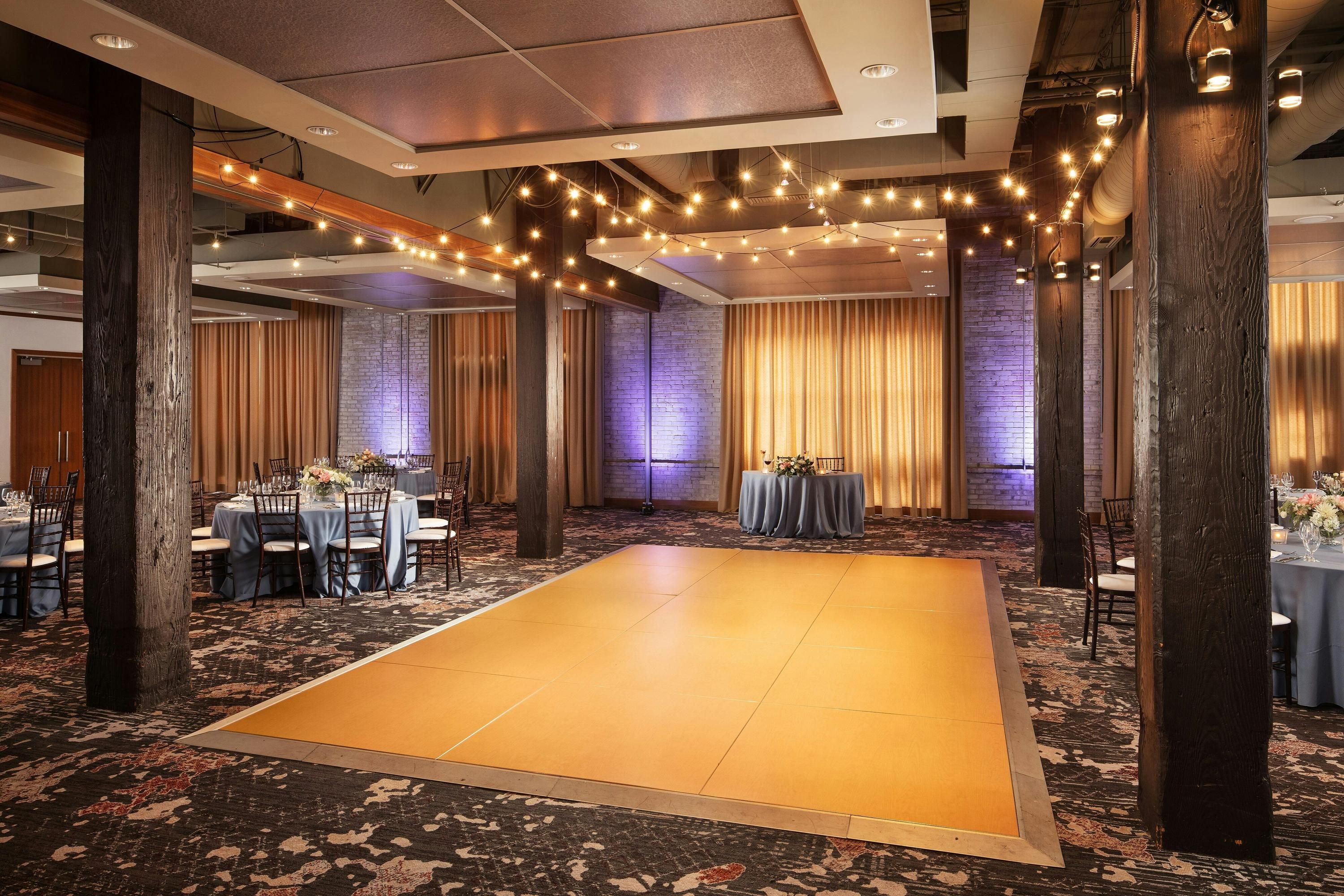Banquet hall