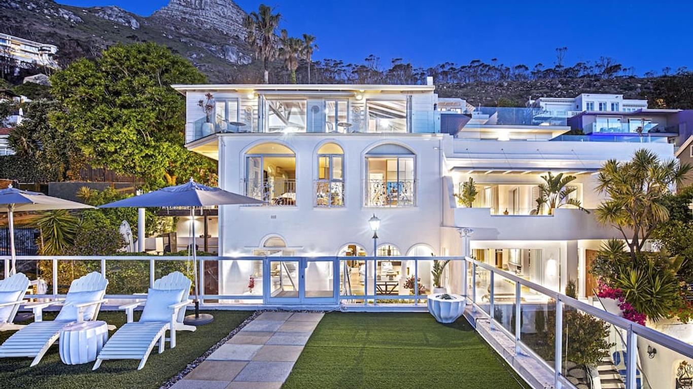Clifton Yolo Spaces - Clifton Sea View Apartments
