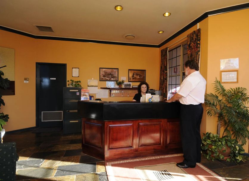 Front desk Photo