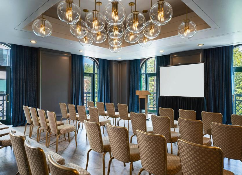 Conference room Photo
