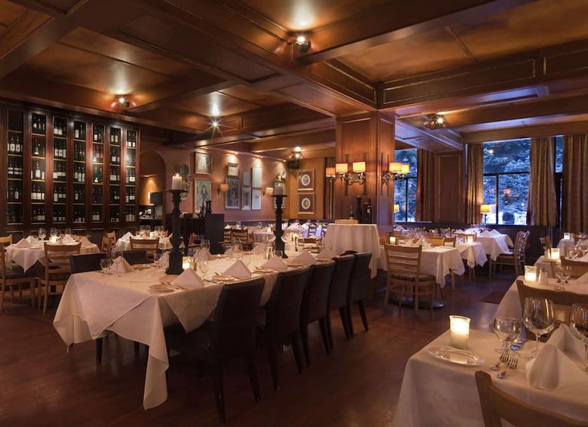 Restaurant Photo
