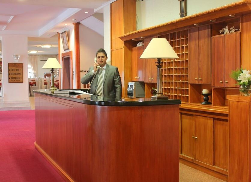 Front desk Photo
