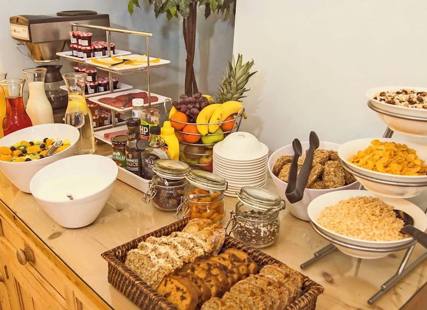 Buffet Photo
