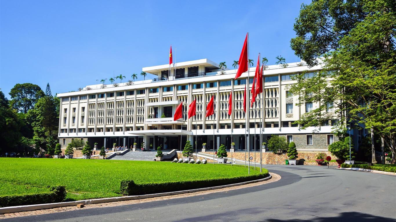 Grad Thanh Hong Hotel