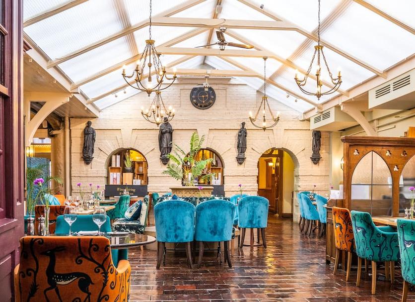 Restaurant Photo