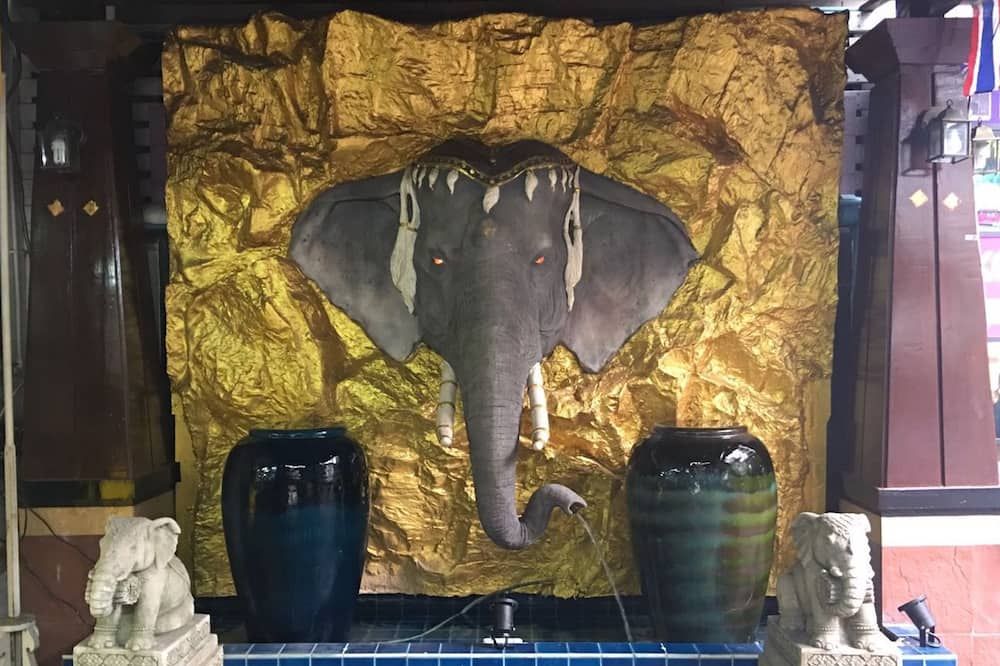 Room amenity