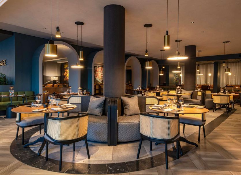 Restaurant Photo