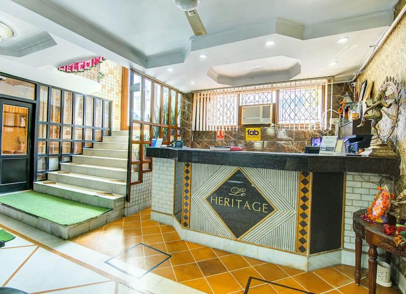 Front desk Photo