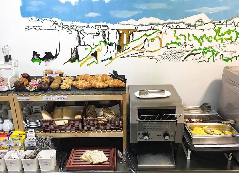 Buffet Photo