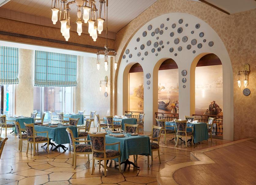 Restaurant Photo