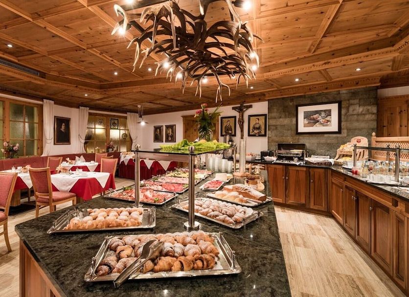 Buffet Photo