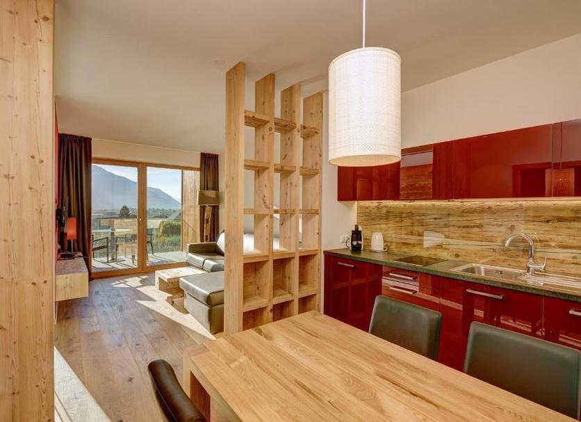 Kitchen Photo