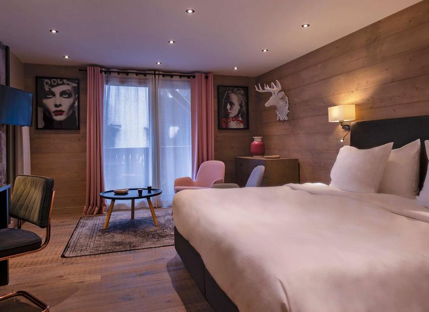 Bedroom Photo