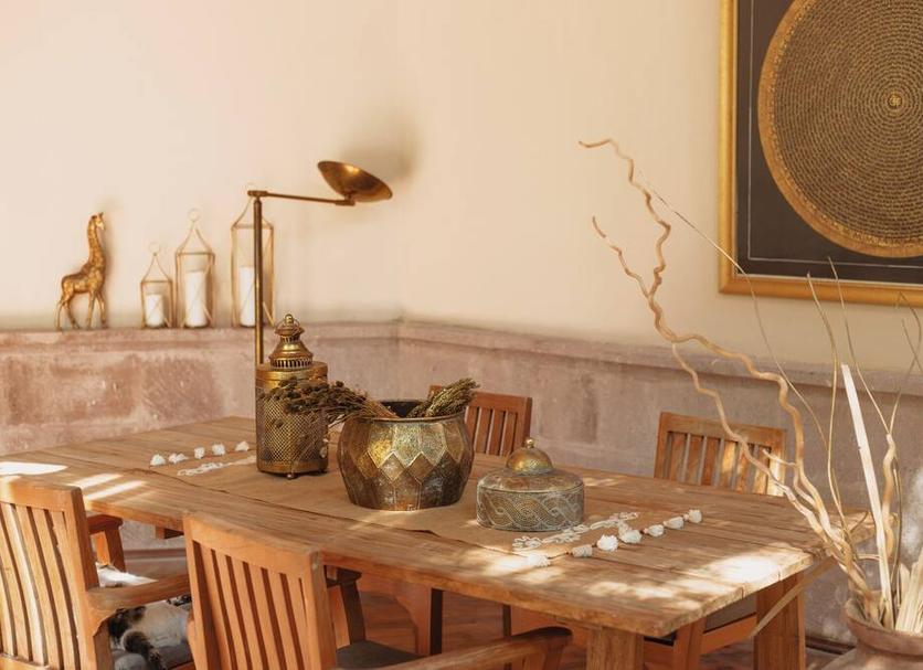 Dining room Photo