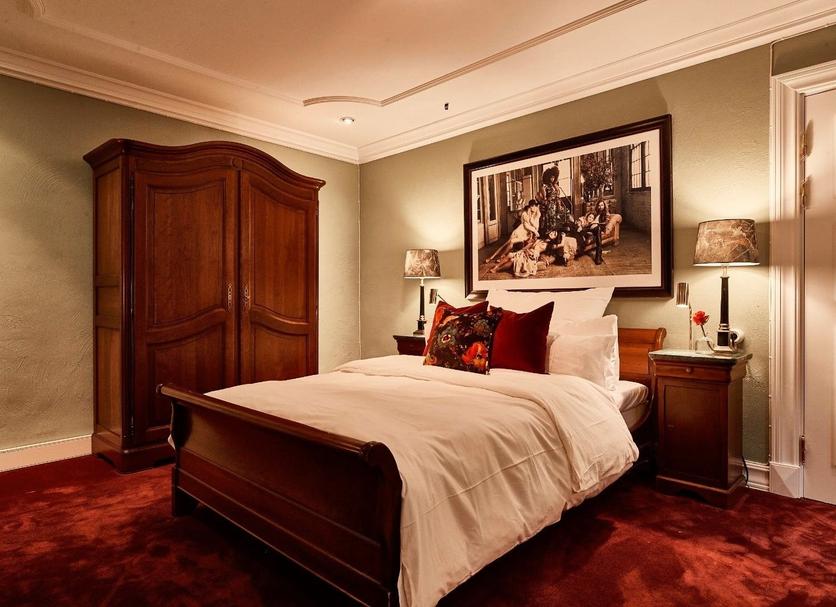 Bedroom Photo