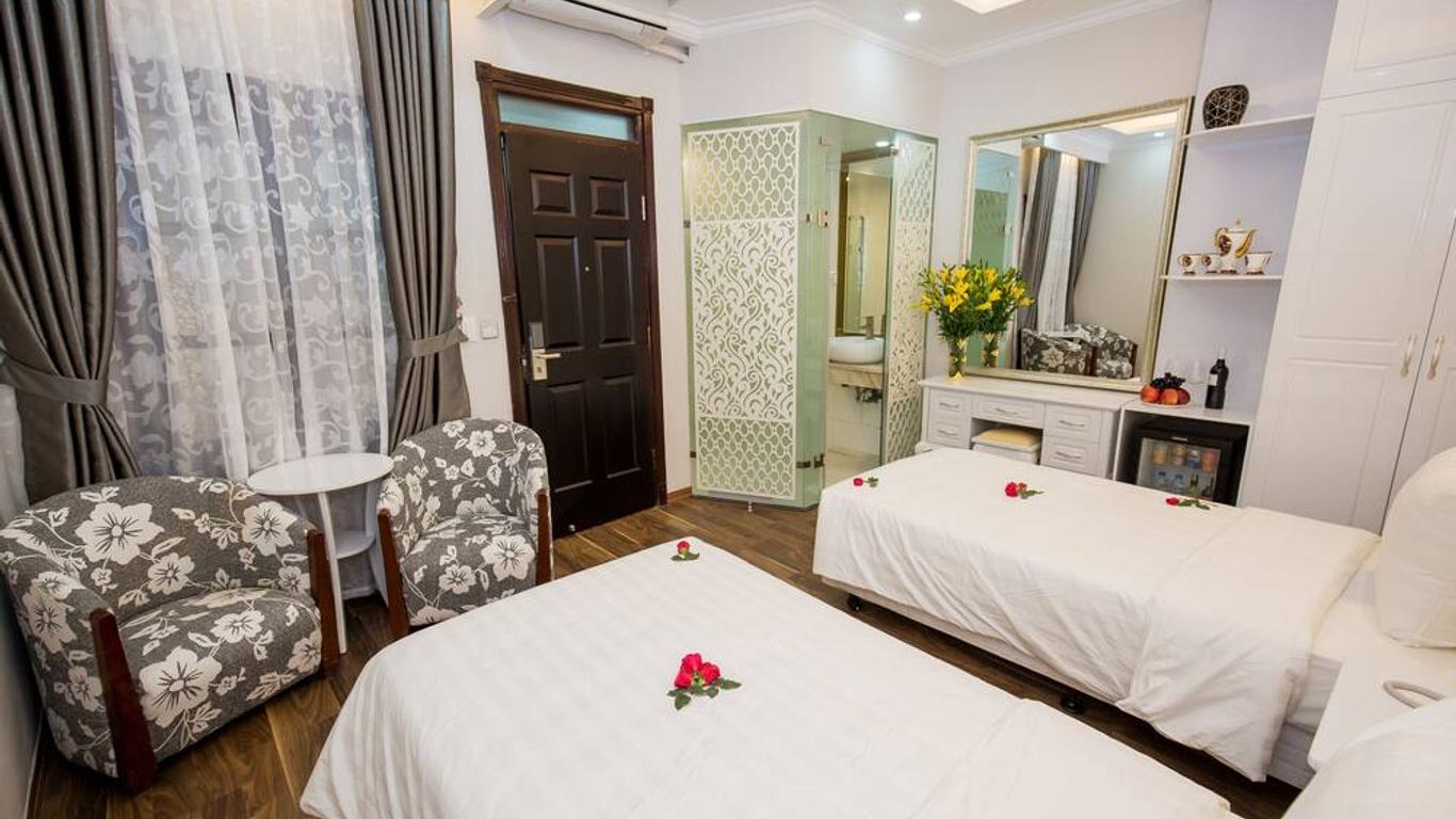 Little Hanoi Deluxe Hotel