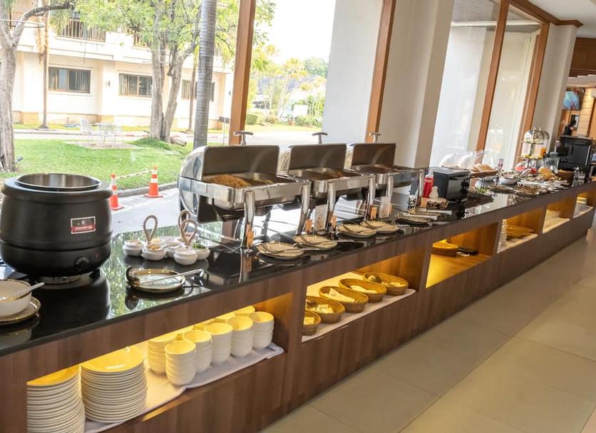 Buffet Photo