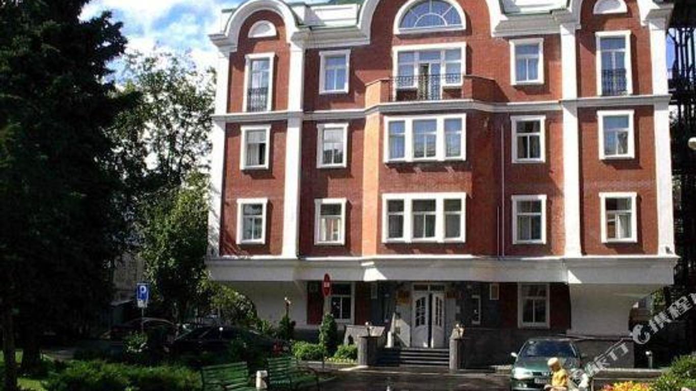 Ozerkovskaya Hotel