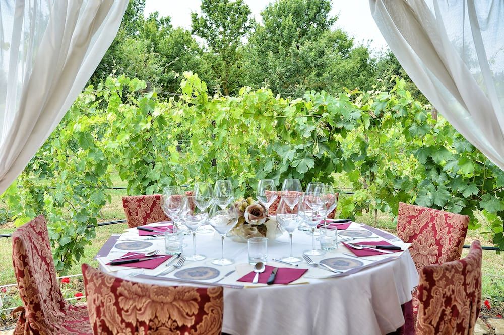 Banquet hall