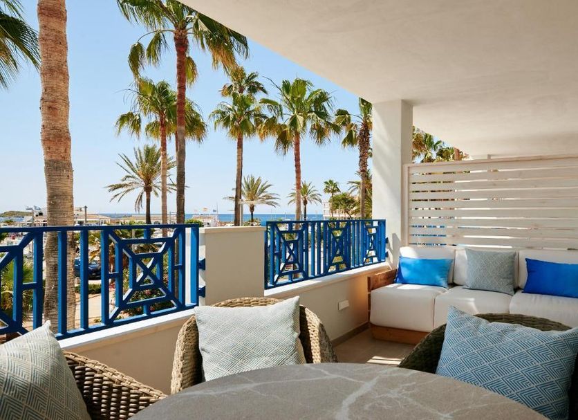Balcony Photo