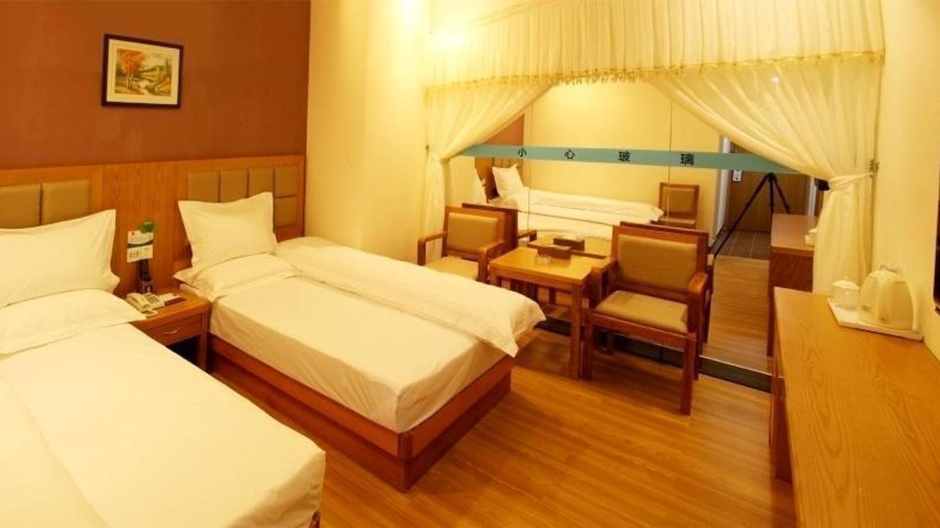 Baoxin Movie Boutique Hotel