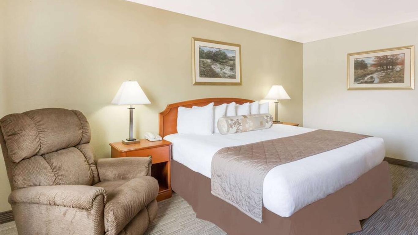 Ramada by Wyndham Ely