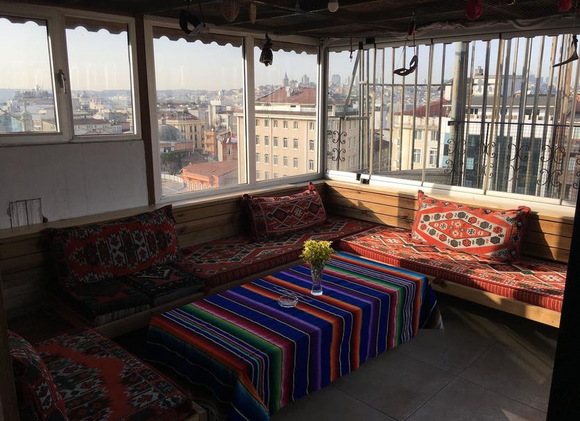 Lounge Photo
