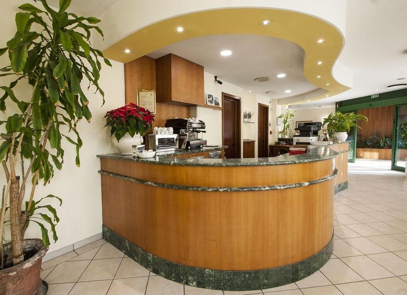 Front desk Photo