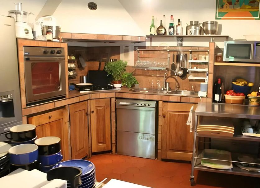 Kitchen Photo