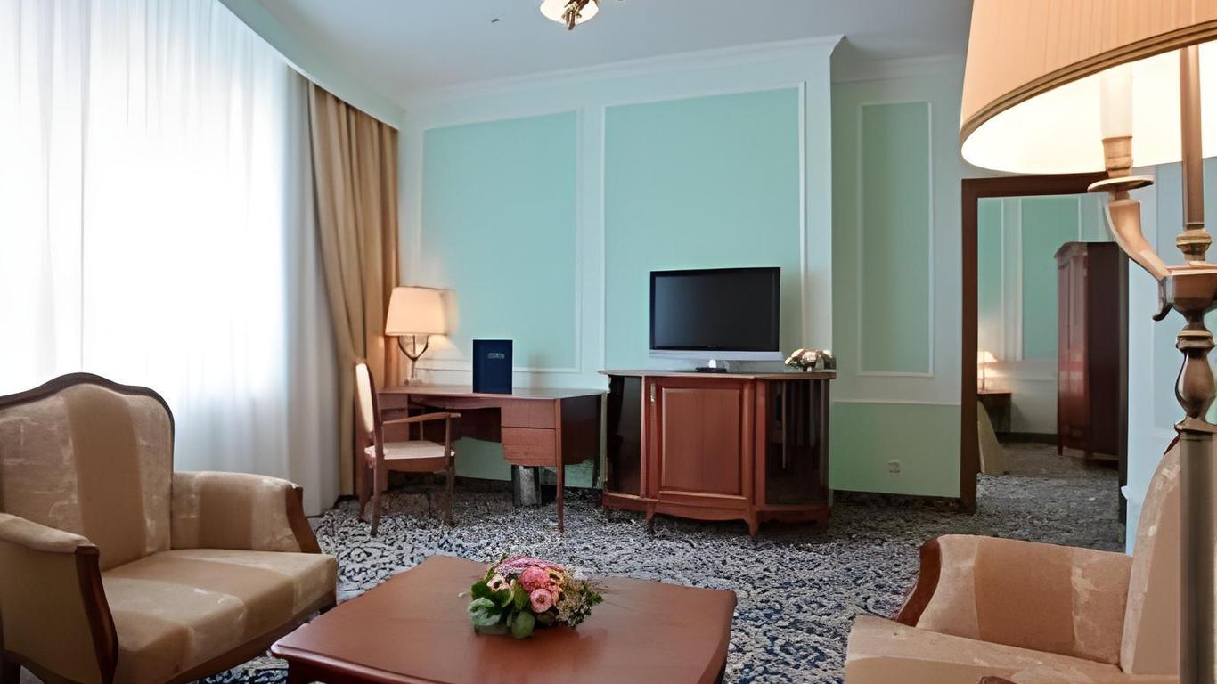 Onegin Hotel