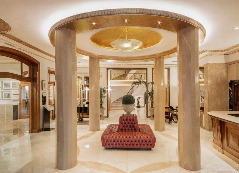Lobby Photo