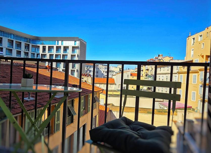 Balcony Photo