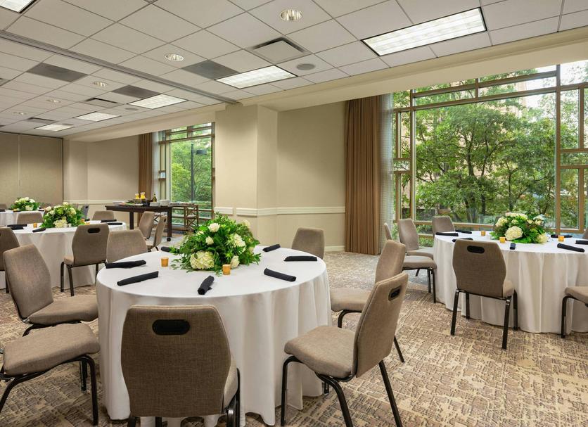 Banquet hall Photo